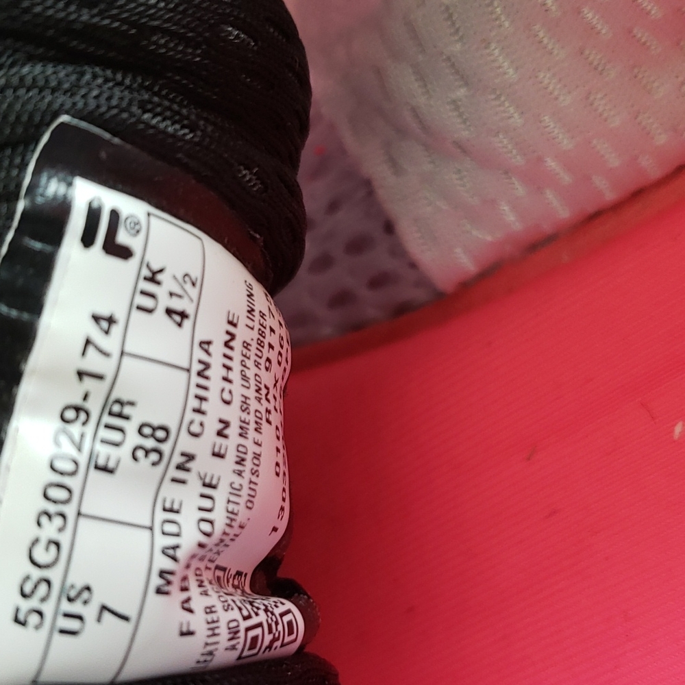Fila sneakers - Picture 6 of 8
